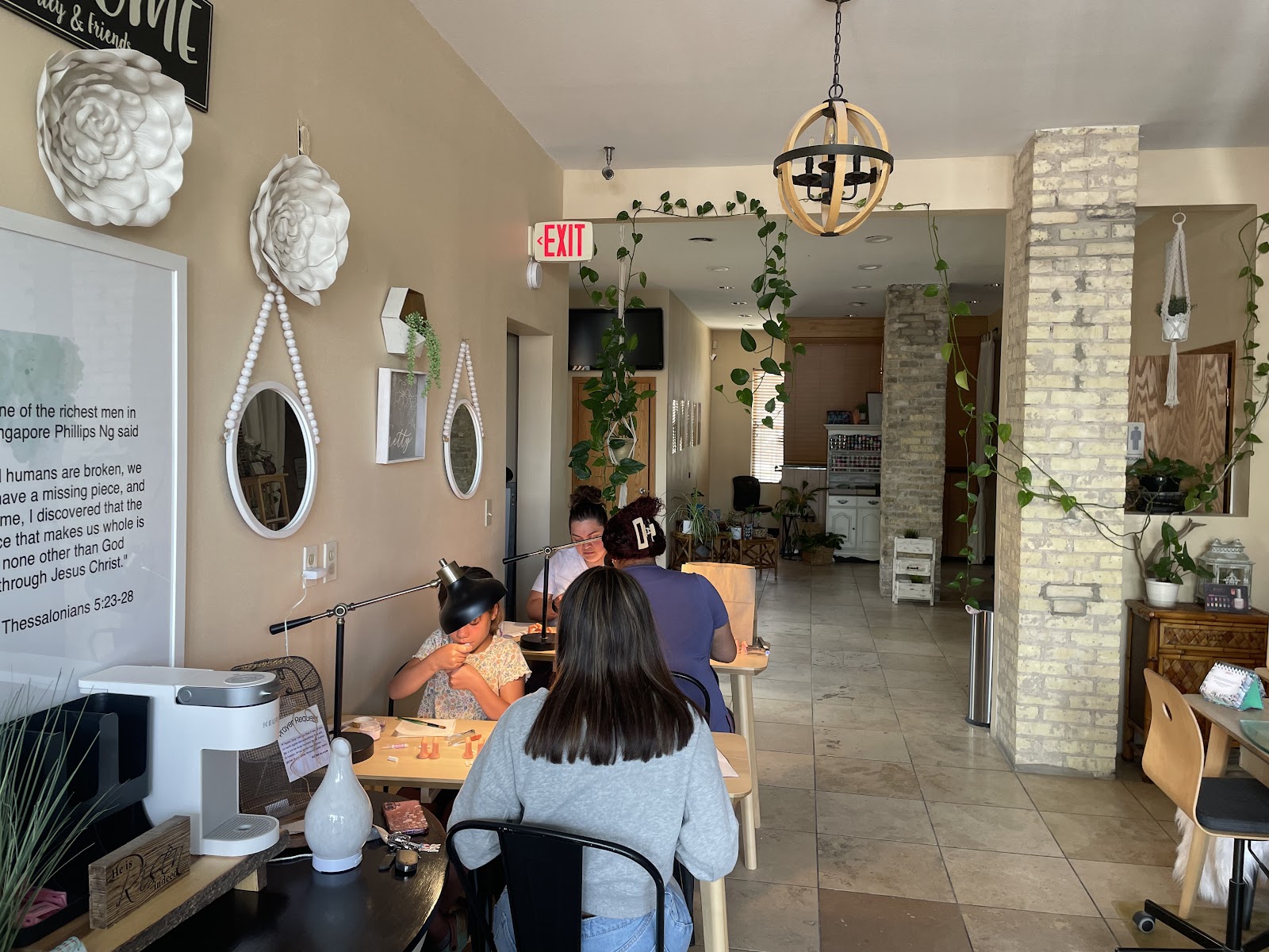 Nail Art Gallery Salon nail photo 4